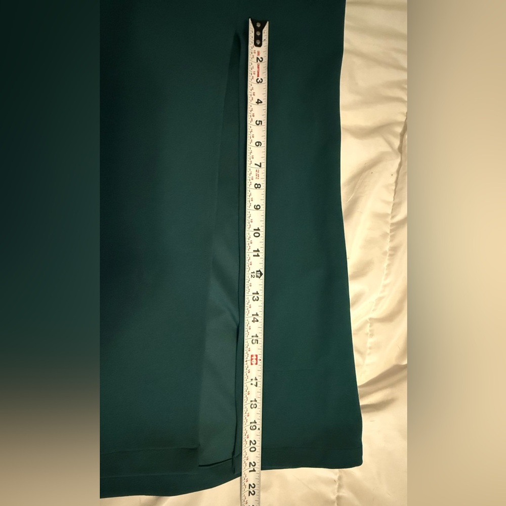 Elegant Green Strapless Dress with Silver Accents at midriff - Picture 9 of 12